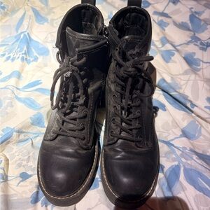 Black Lace-Up Boots